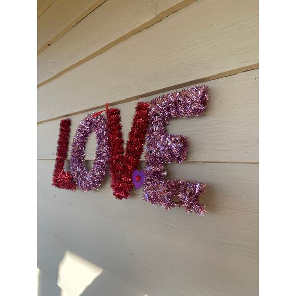 20” Red Pink Tinsel LOVE Valentines Day Wreath Door Hanger Swag Wall Decor - Picture 8 of 9
